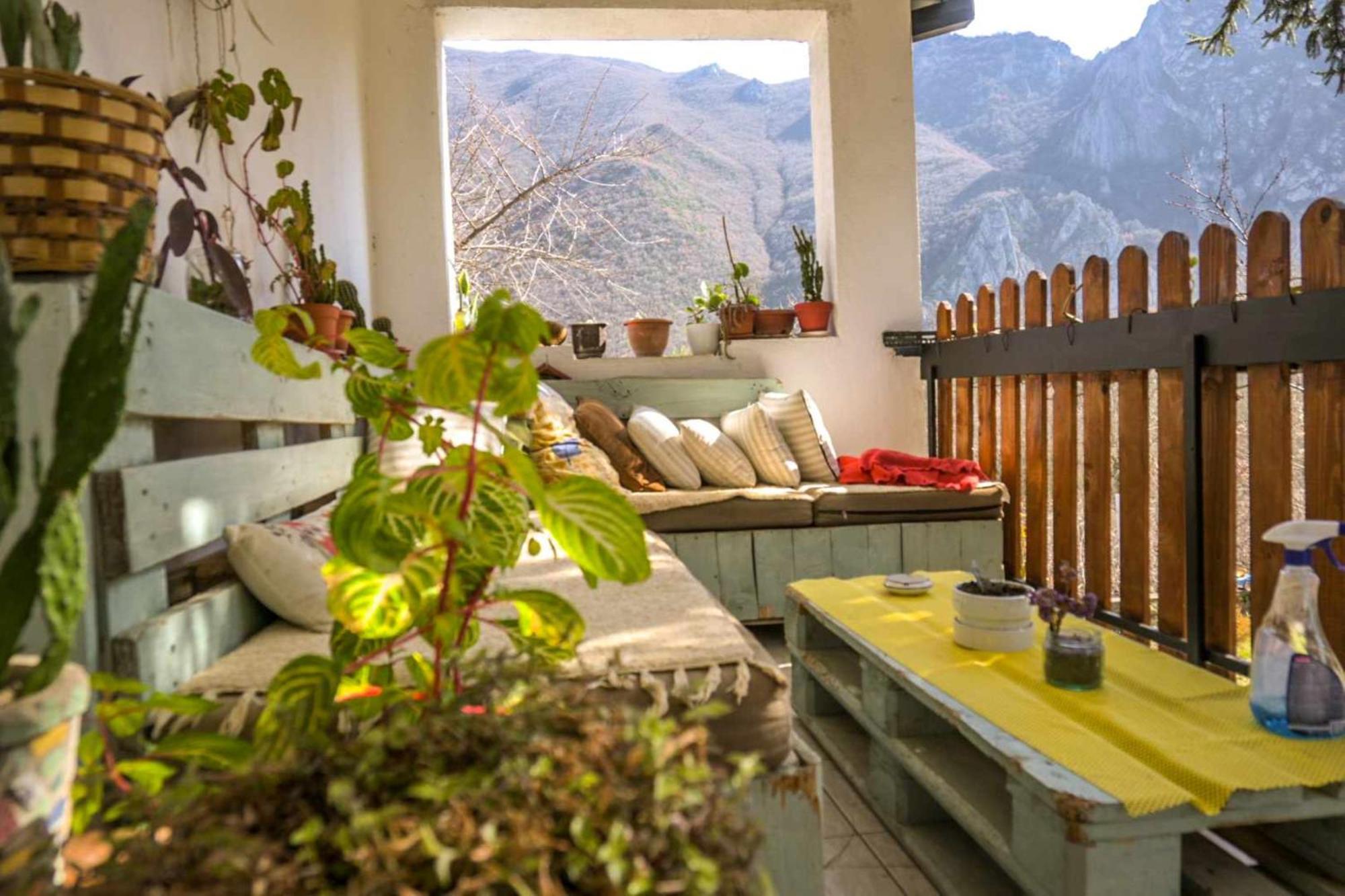 Canyon Matka - Unique Place For Stay Skopje Exterior photo